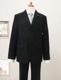 バーバリー　ストライプの黒スーツ(シルバーネクタイ)　160