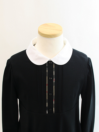 バーバリー 黒にノバチェックラインの入ったワンピース 110