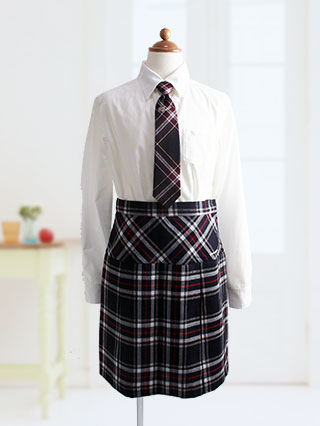 ポンポネット　黒ジャケットと赤チェックスカートのスーツ　160