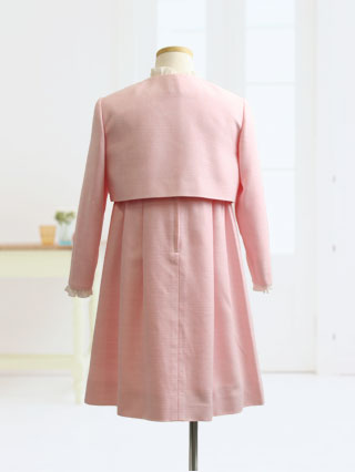 ファミリア　ピンクのアンサンブルスーツ　120