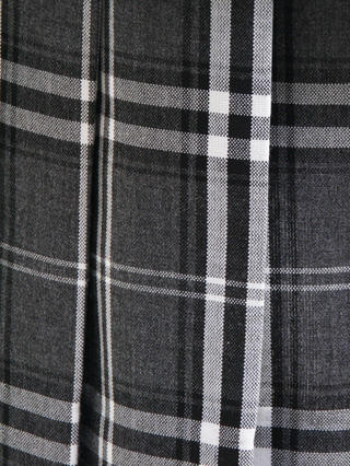 ポンポネット　濃グレージャケットとモノトーンチェックのスーツ　150