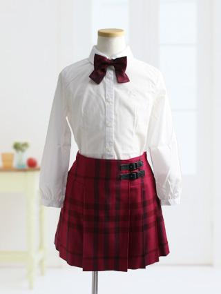 バーバリー　濃紺ジャケットと赤ノバチェックスカートスーツ　120