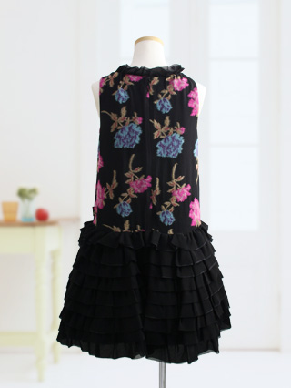 メゾピアノ　黒のフロッキーフラワーティアードフリルドレス　120/130/140(サイズ:140)