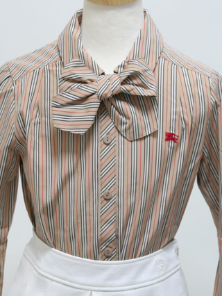 バーバリー　白の4つボタンジャケットスーツ　110/120(サイズ:120)