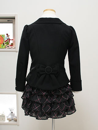 メゾピアノ　黒ジャケットと4段フリルセレモニースーツ　120