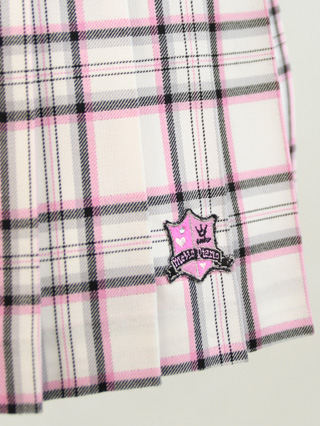 メゾピアノ グレーのブレザーにチェックスカートのスーツ 150