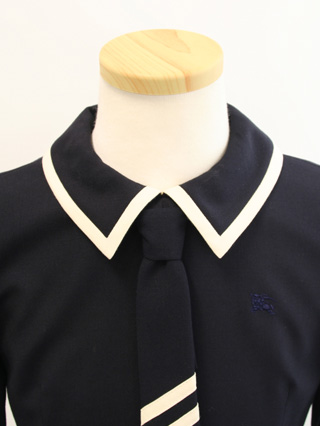 バーバリー 紺色ネクタイ付ワンピース 110