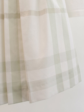 バーバリー ニットアンサンブルとチェックのスカート 130(セット内容:カーディガン・カットソー・スカート)