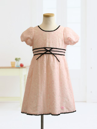 メゾピアノ ピンクレースワンピースと黒ジャケットのアンサンブル 120