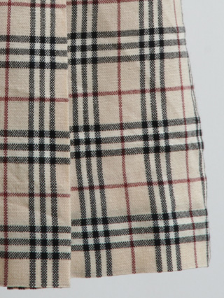 バーバリー ジャンパースカートとカーディガンのアンサンブル 110