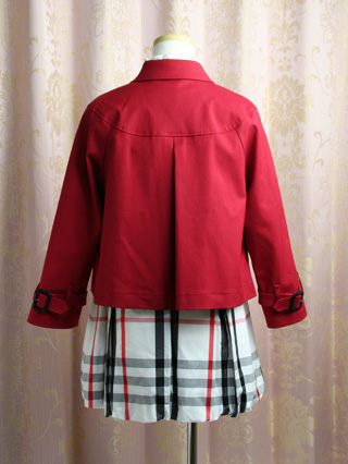 バーバリー　赤ジャケットと白地ノバチェックのスーツ　120(セット内容:ジャケット・ブラウス・スカート)