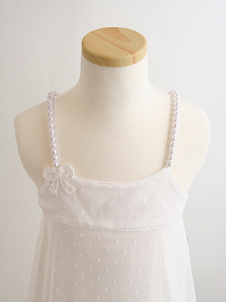 メゾピアノ パール調肩ひもが可愛い純白のミニドレス 120