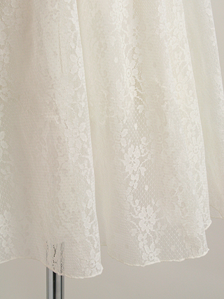 メゾピアノ 総レースのフリルが可愛いワンピース 130