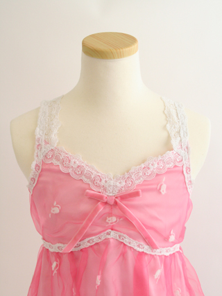 メゾピアノ ピンクのレース地に広がる花柄が可憐なワンピース 120