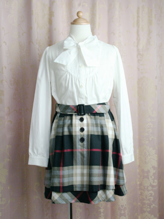 バーバリー　ベージュジャケットとフレアスカートのスーツ　150