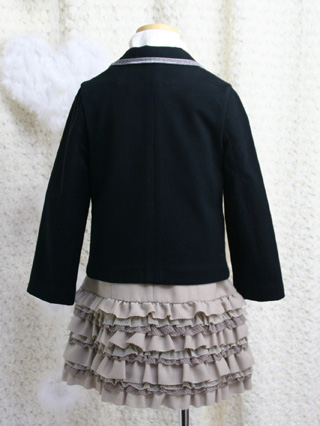 ポンポネット　黒ジャケットとフリルスカートのアンサンブル　110