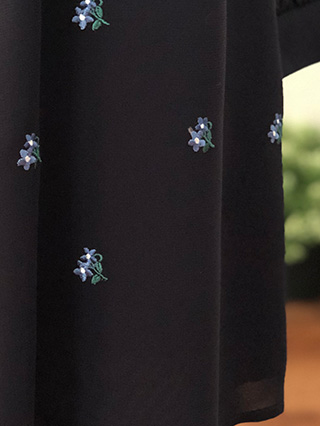 組曲 小花の刺繍が可愛い紺色ワンピース 100 / ブランドフォーマル子ども服レンタル シンディキッズ