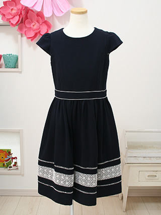 トッカ　濃紺ワンピースと黒ジャケットのアンサンブル　150