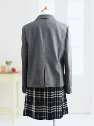 バーバリー　グレーブレザーと青系ノバチェックのスーツ　160