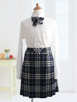 バーバリー　グレーブレザーと青系ノバチェックのスーツ　160