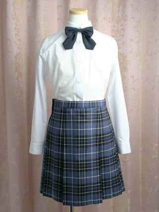 バーバリー　紺リボンにプリーツスカートのスーツ　140