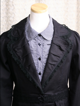 メゾピアノ　フリルスカートとキュートな黒ジャケットのアンサンブル　150