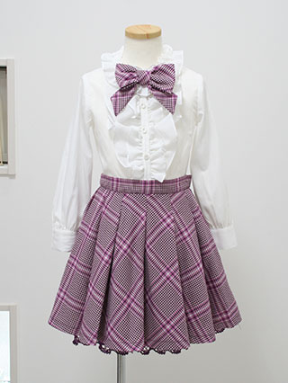 メゾピアノ　ピンクのツイードジャケットセレモニースーツ　120